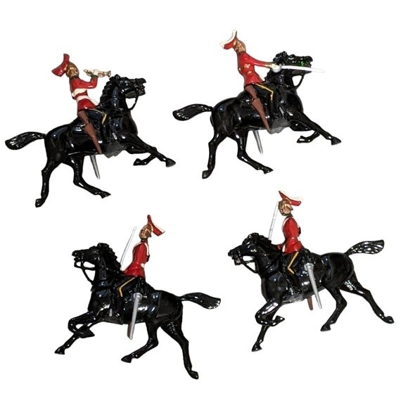 Britain Princess of Wales 5th Dragoon guards in original box miniatures horse - Picture 1 of 10